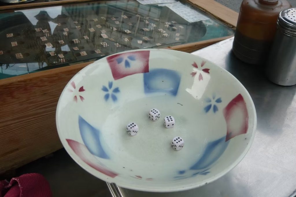 十八仔玩法大公開：輕鬆學會十八骰子遊戲，享受TU娛樂城的樂趣！
